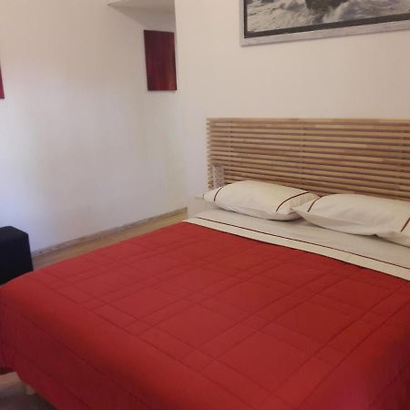 Rizzola Casa E Appartamento Per Vacanze روما المظهر الخارجي الصورة